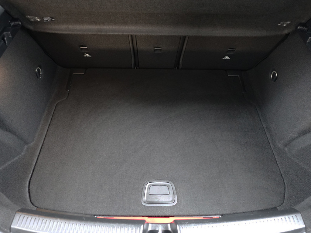 
								Mercedes-Benz A-Klasse 200 AMG Prestige Aut- Panodak, Sport Interieur, Xenon Led, Park Assist, Camera, Stoelverwarming vol									