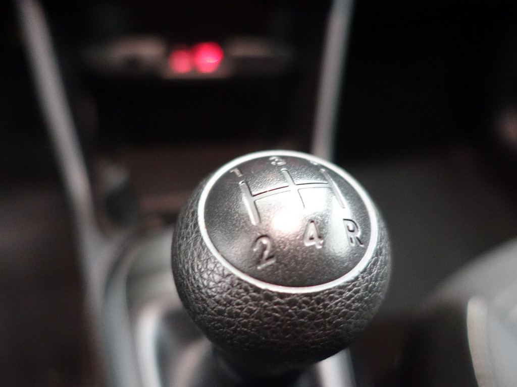 
Kia Picanto 1.0 CVVT Sport R- Elek Pakket, Multimedia, Sport Pakket, Clima vol									