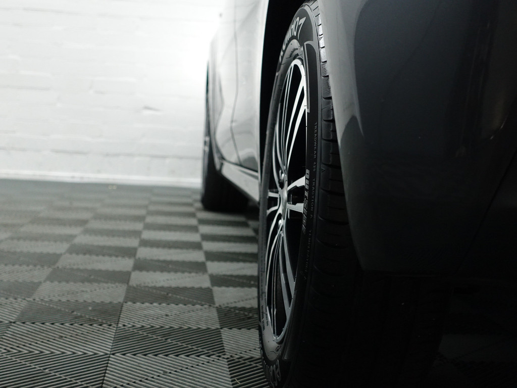 
Kia Rio 1.0 TGDI Dynamic PlusLine- Camera, Carplay, Xenon Led, Park Assist, Navi, Clima vol									