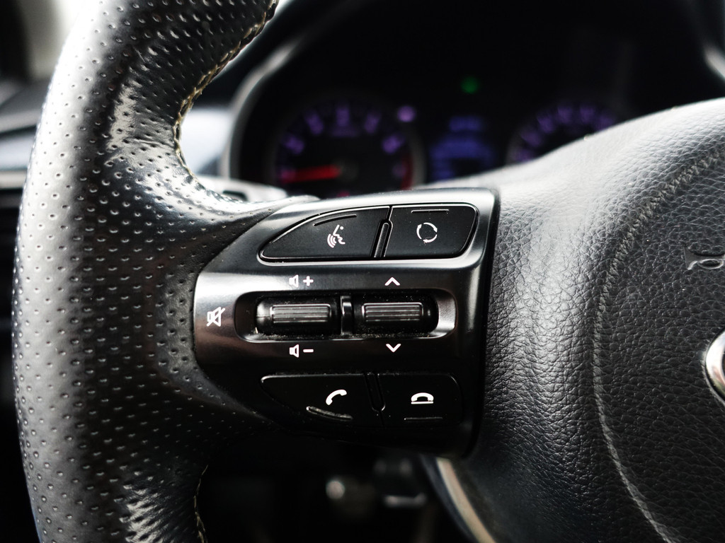 
Kia Rio 1.0 TGDI GT-Line Blackpack- Stuur/Stoelverwarming, Lane Assist, Led, Camera, Carbon, Park Assist, Privacy Glass vol									