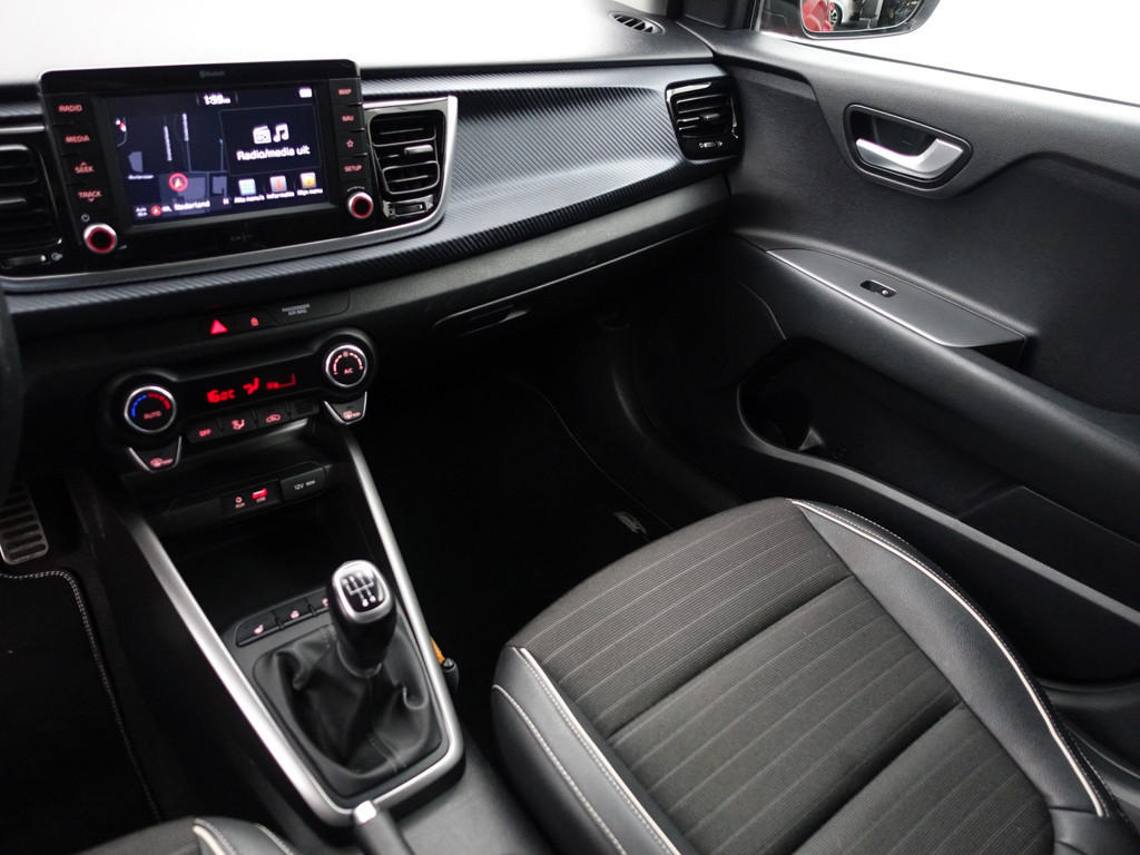 
								Kia Rio 1.0 TGDI GT-Line Blackpack- Xenon Led, Camera, Stuur/Stoelverwarming, Lane Assist, Keyless vol									