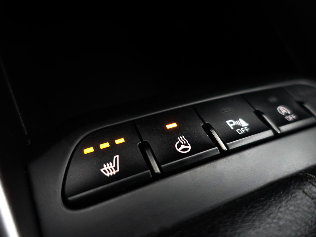 
Kia Rio 1.0 TGDI GT-Line Blackpack- Stuur/Stoelverwarming, Lane Assist, Led, Camera, Carbon, Park Assist, Privacy Glass vol									