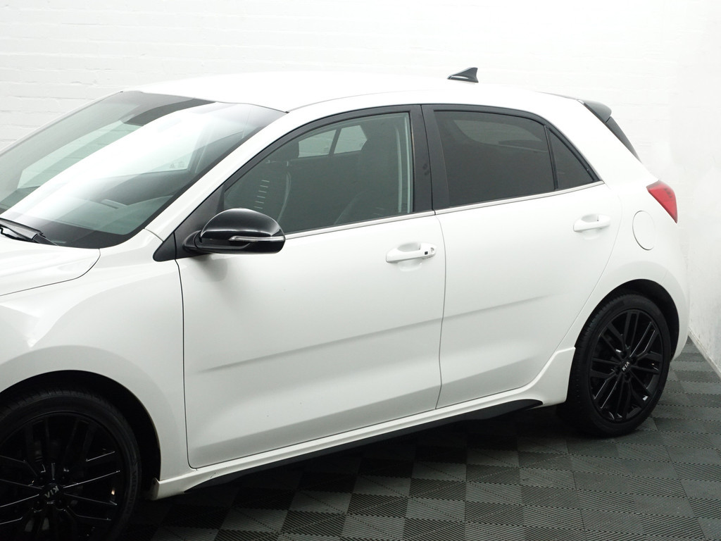 
Kia Rio 1.0 TGDI GT-Line Blackpack- Stuur/Stoelverwarming, Lane Assist, Led, Camera, Carbon, Park Assist, Privacy Glass vol									