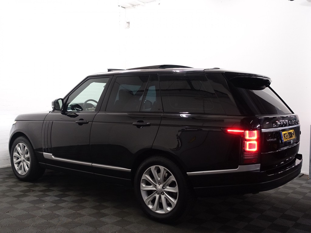 
Land Rover Range Rover 3.0 TDV6 Vogue Autobiography Aut- Panoramadak, Bi Colour Leder Interieur, Meridian Premium Audio, Stoelventilatie vol									