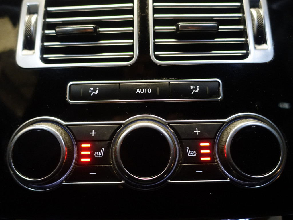 
Land Rover Range Rover 3.0 TDV6 Vogue Autobiography Aut- Panoramadak, Bi Colour Leder Interieur, Meridian Premium Audio, Stoelventilatie vol									