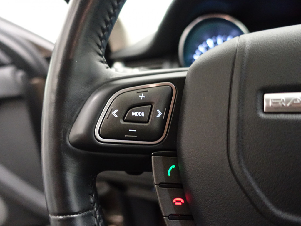 
								Land Rover Range Rover Evoque 2.0 Si 4WD Dynamic Aut- Two tone, Sfeerverlichting, Camera, Xenon Led, Merdian Audio vol									