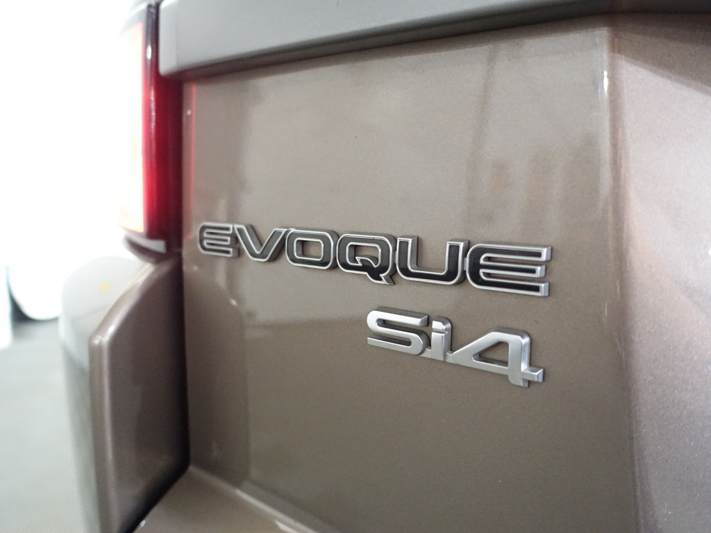 
								Land Rover Range Rover Evoque 2.0 Si 4WD Dynamic Aut- Two tone, Sfeerverlichting, Camera, Xenon Led, Merdian Audio vol									