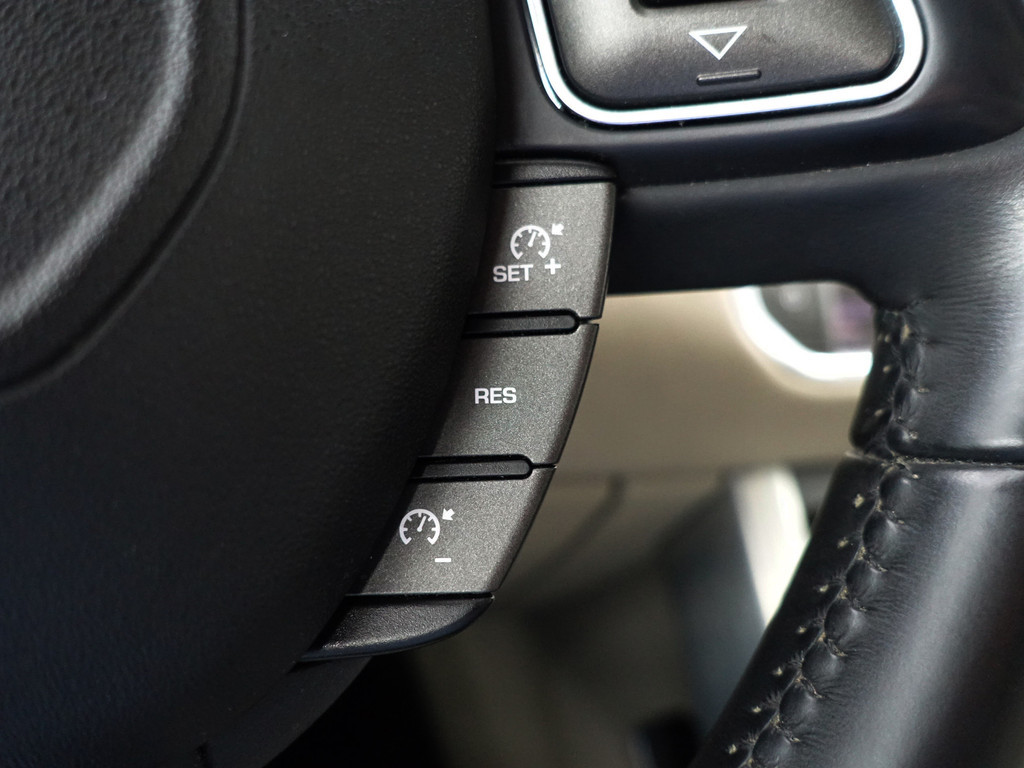 
Land Rover Range Rover Evoque Coupé 2.2 eD4 2WD Dynamic- Nap 130dkm, Park Assist, Plus Pack, Meridian Audio, Leder Interieur vol									