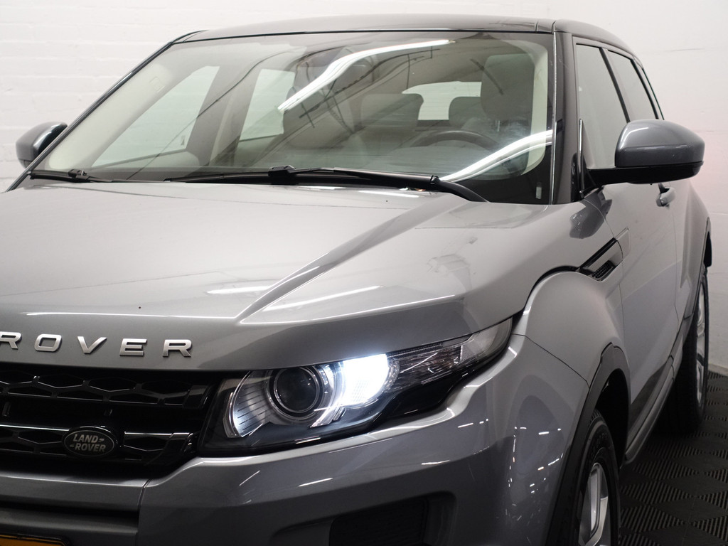 
Land Rover Range Rover Evoque 2.0 Si 4WD Dynamic Aut- Two Tone, Panodak, Xenon Led, Meridian, Camera, Sfeerverlichting vol									
