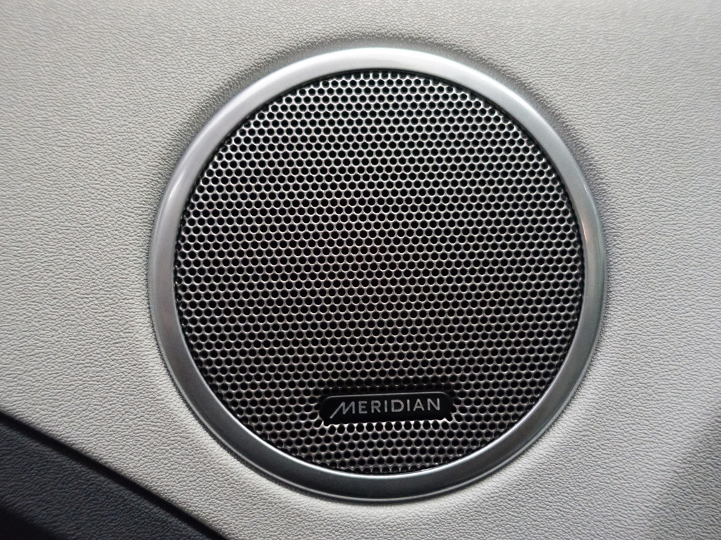 
Land Rover Range Rover Evoque 2.0 Si 4WD Dynamic Aut- Two Tone, Panodak, Xenon Led, Meridian, Camera, Sfeerverlichting vol									