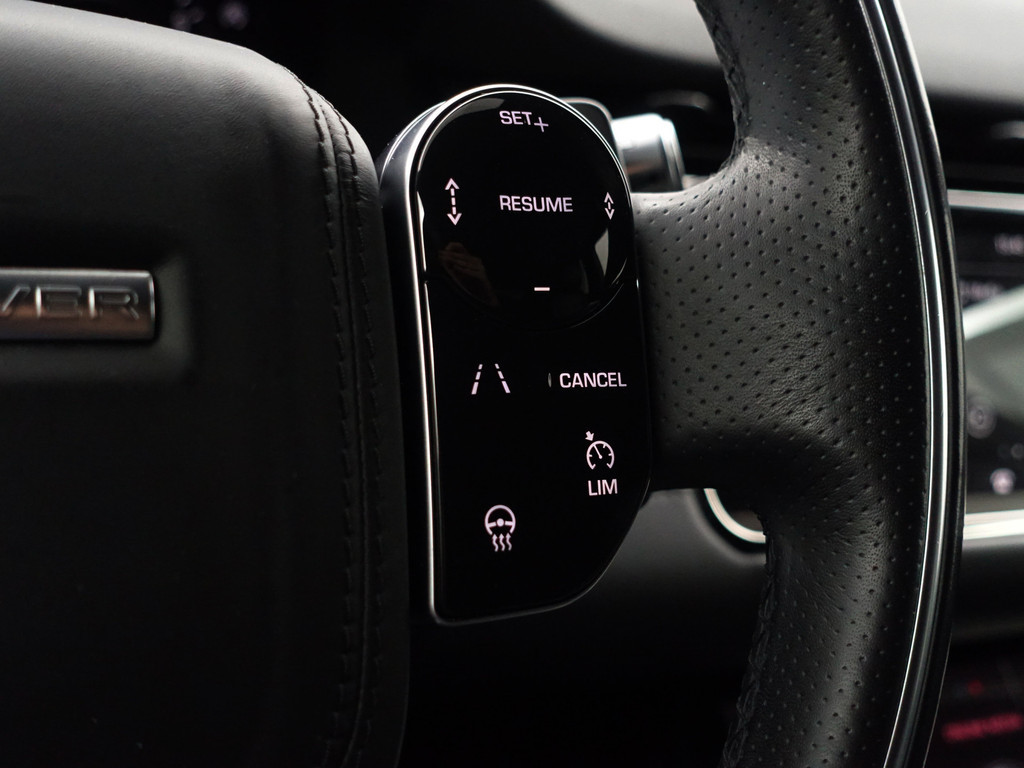 
								Land Rover Range Rover Evoque 2.0 P200 AWD R-Dynamic HSE- Panoramadak, Sfeerverlichting, Memory, Meridian Audio, Dual View, Carplay vol									