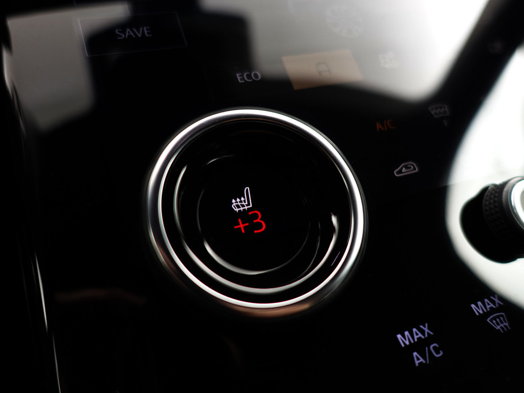 
Land Rover Range Rover Evoque 1.5 P300e AWD R-Dynamic HSE Aut- Panodak, Meridian Audio, Memory, Carplay, 360 Camera, Stuur/Stoelverwarming vol									