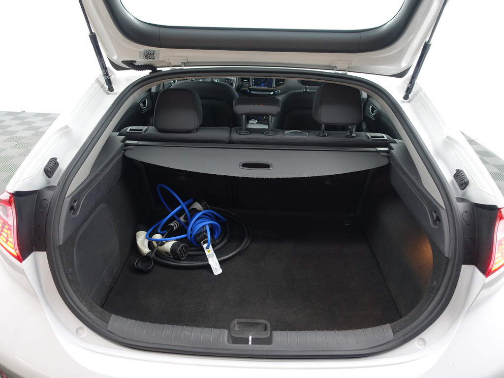 
								Hyundai IONIQ Premium EV Aut- Infinity Audio, Camera, Ada Cruise, Carplay, Clima vol									