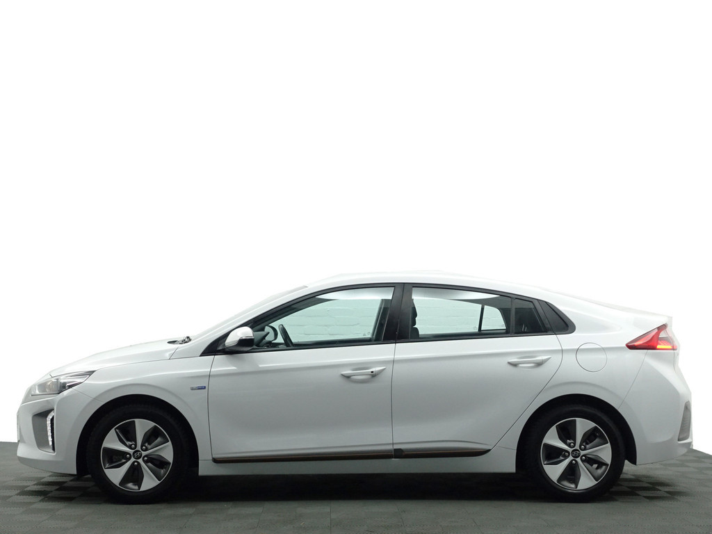 
								Hyundai IONIQ Premium EV Aut- Infinity Audio, Camera, Ada Cruise, Carplay, Clima vol									