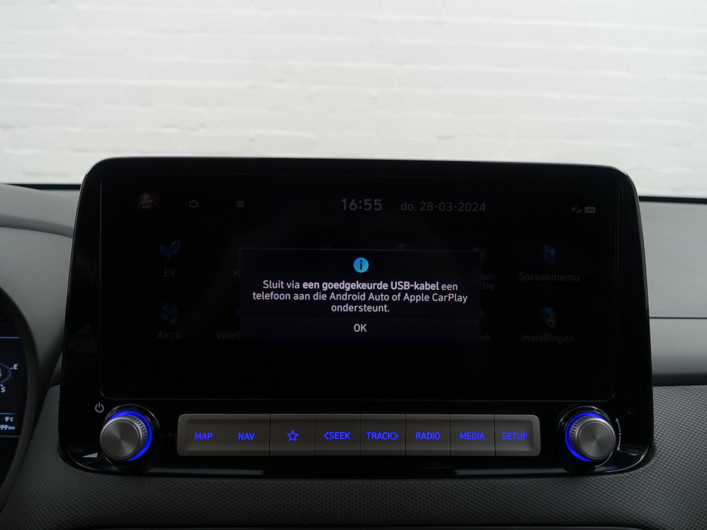 
								Hyundai Kona EV Comfort 39 kWh Aut- Stuur/Stoelverwarming, CarPlay, Led, Lane assist, Dynamic Select, Park assist vol									