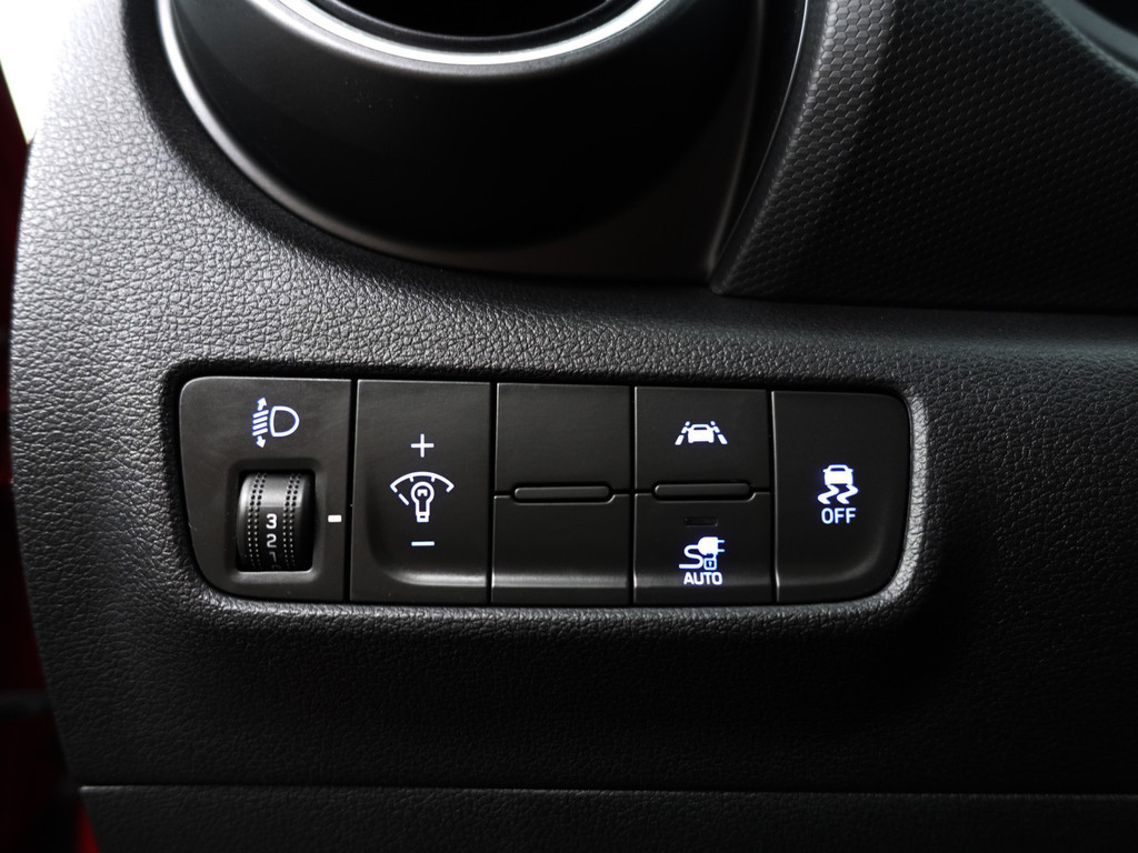 
								Hyundai Kona EV Comfort 39 kWh Aut- Stuur/Stoelverwarming, CarPlay, Led, Lane assist, Dynamic Select, Park assist vol									