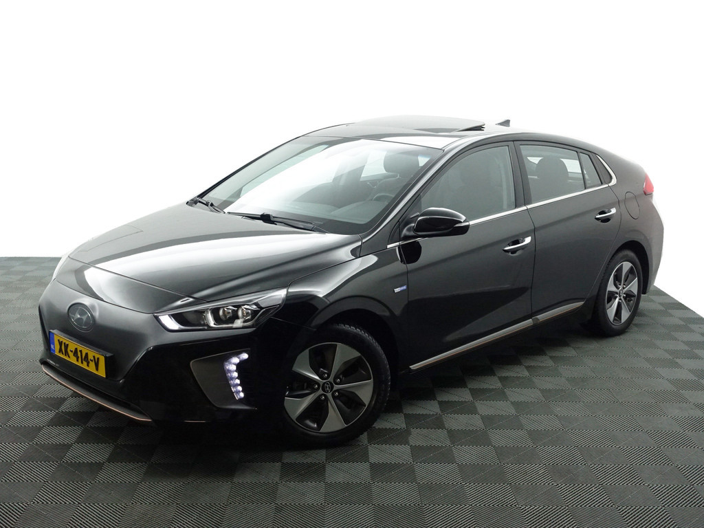 
Hyundai IONIQ Premium+ EV Aut- Schuifdak, Stoelventilatie, Stuur/Stoelverwarming, Infinity Audio, Lane Assist, Memory vol									