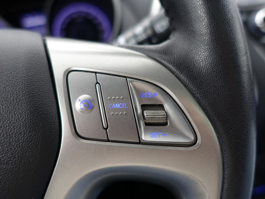 
Hyundai ix35 1.6i GDI Style- NAP 128dkm, Panoramadak, Trekhaak, Leder Interieur, Clima, Cruise, Park Assist vol									