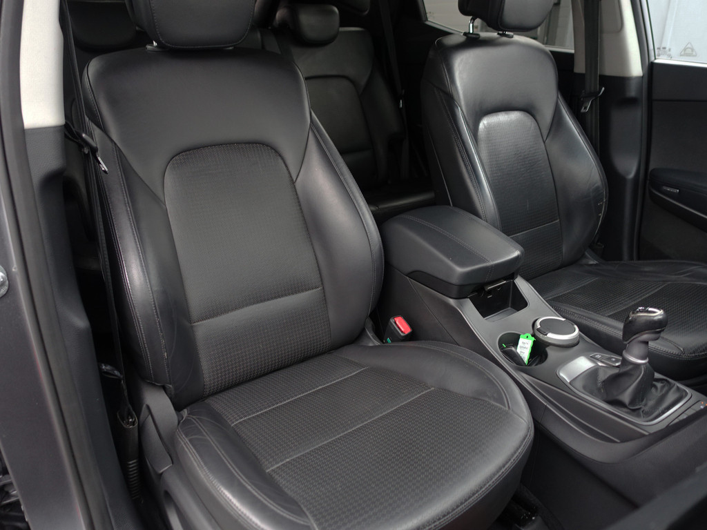 
Hyundai Santa Fe 2.4i GDI i-Catcher- Panodak, Xenon Led, Camera, Park Assist, Memory, Stoelverwarming vol									