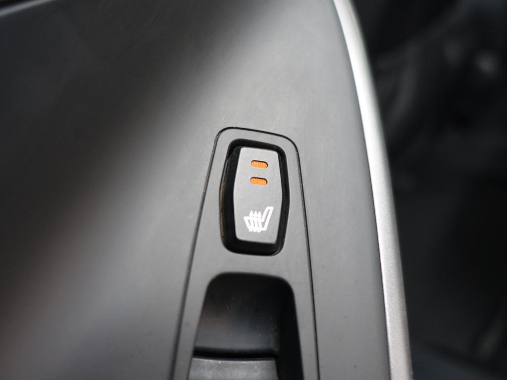 
Hyundai Santa Fe 2.4i GDI i-Catcher- Panodak, Xenon Led, Camera, Park Assist, Memory, Stoelverwarming vol									