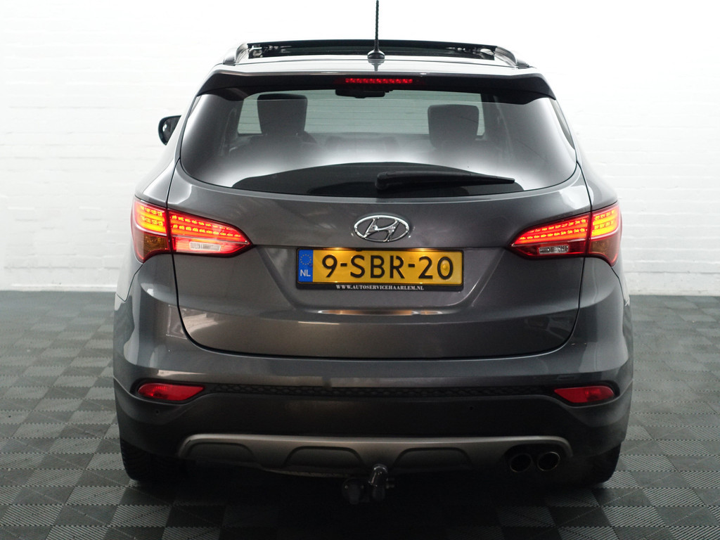 
Hyundai Santa Fe 2.4i GDI i-Catcher- Panodak, Xenon Led, Camera, Park Assist, Memory, Stoelverwarming vol									