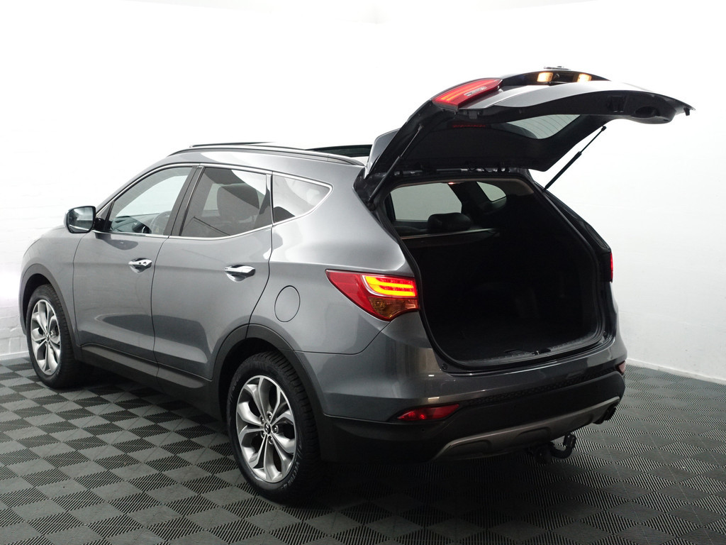 
Hyundai Santa Fe 2.4i GDI i-Catcher- Panodak, Xenon Led, Camera, Park Assist, Memory, Stoelverwarming vol									