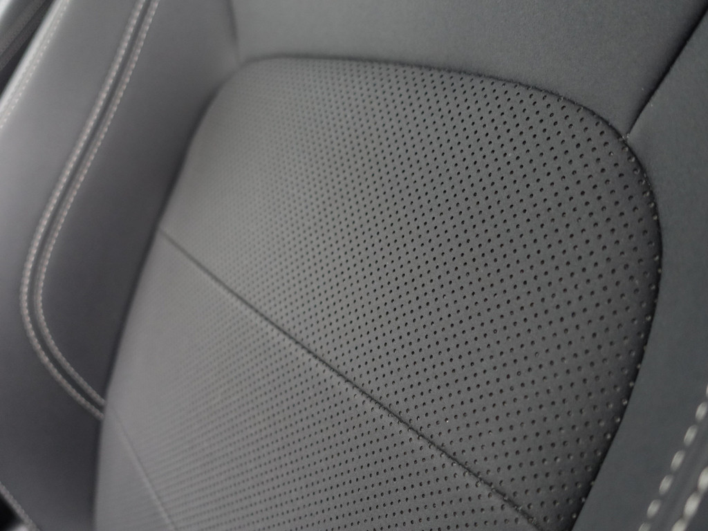 
Jaguar I-PACE EV320 HSE 90 kWh Aut- Glazendak, Stuurverwarming, 360 Camera, Meridian Audio, Nappa Leder Interieur, Dynamic Select vol									