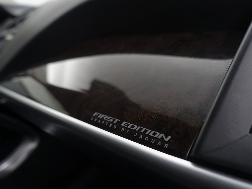 
								Jaguar I-PACE EV400 First Edition- Head Up, Memory, 360 Camera, Geventileerde Stoelen, Meridian, Alcantara Hemel, Panodak vol									