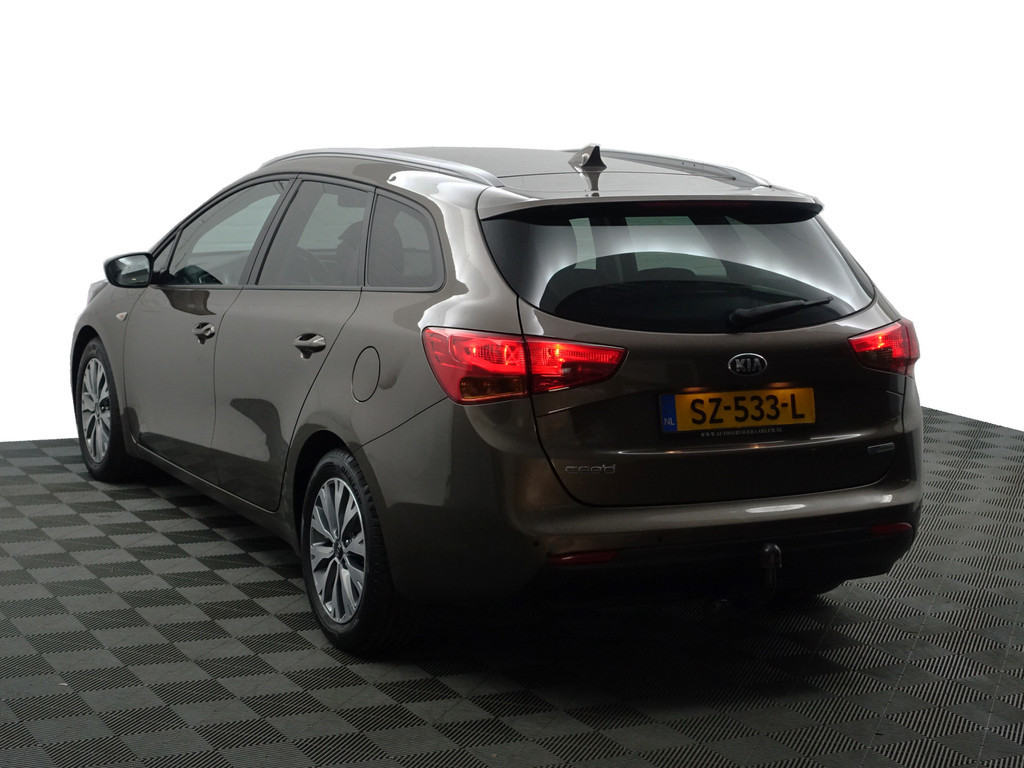 
								Kia cee’d Sportswagon 1.0 T-GDi Design Edition- Carplay, Camera, Led, Park Assist, Cruise, Clima, Trekhaak vol									