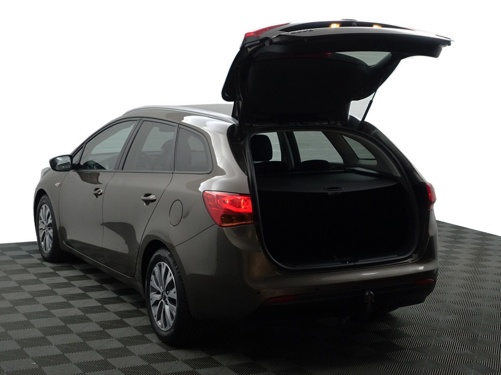 
								Kia cee’d Sportswagon 1.0 T-GDi Design Edition- Carplay, Camera, Led, Park Assist, Cruise, Clima, Trekhaak vol									