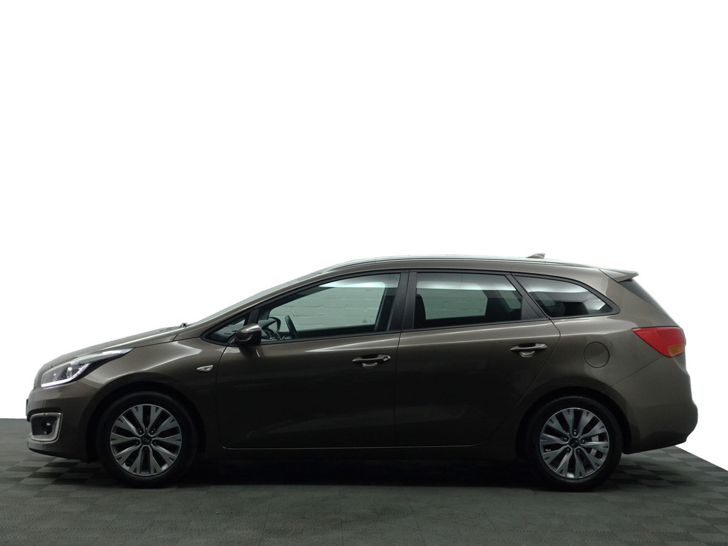 
								Kia cee’d Sportswagon 1.0 T-GDi Design Edition- Carplay, Camera, Led, Park Assist, Cruise, Clima, Trekhaak vol									