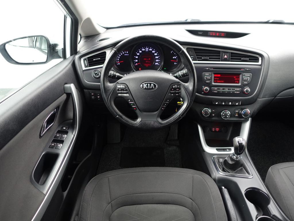 
								Kia Ceed 1.4 T- GDI Dynamic- Stuur/Stoelverwarming, Xenon Led, Park Assist, Clima, Cruise, Trekhaak vol									
