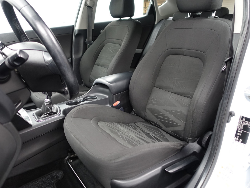 
								Kia Ceed 1.4 T- GDI Dynamic- Stuur/Stoelverwarming, Xenon Led, Park Assist, Clima, Cruise, Trekhaak vol									