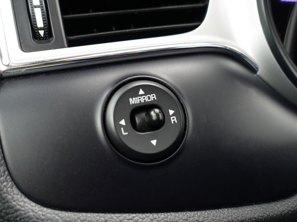 
								Kia Ceed 1.4 T- GDI Dynamic- Stuur/Stoelverwarming, Xenon Led, Park Assist, Clima, Cruise, Trekhaak vol									