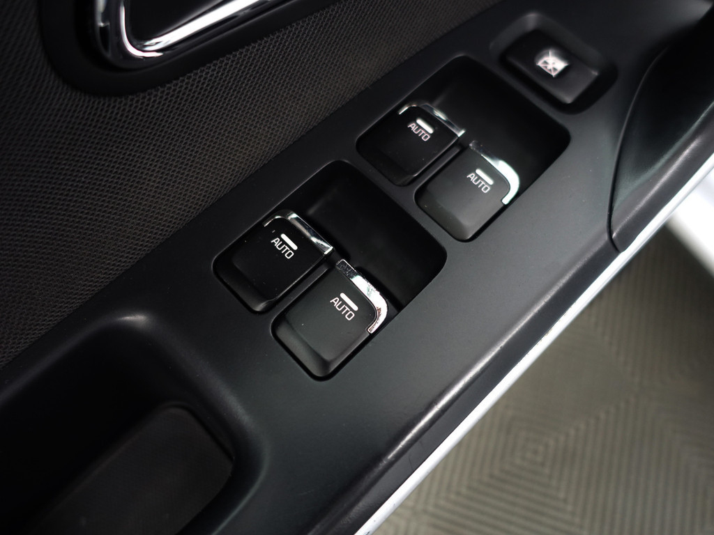 
								Kia Ceed 1.4 T- GDI Dynamic- Stuur/Stoelverwarming, Xenon Led, Park Assist, Clima, Cruise, Trekhaak vol									