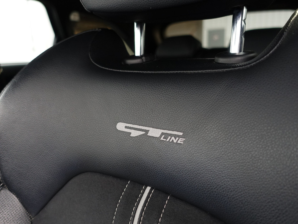 
Kia Ceed Sportswagon 1.4 T-GDi GT-Line Aut- Panoramadak, Stuur/Stoelverwarming, Carplay, Keyless, Ada Cruise, Dynamic Select vol									