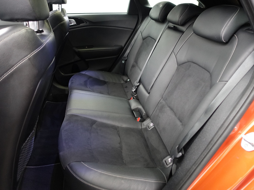 
Kia Ceed Sportswagon 1.4 T-GDi GT-Line Aut- Panoramadak, Stuur/Stoelverwarming, Carplay, Keyless, Ada Cruise, Dynamic Select vol									