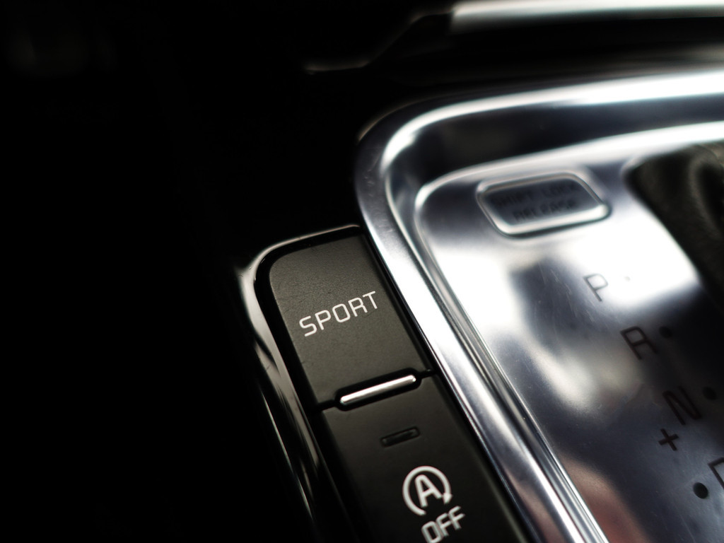 
Kia Ceed Sportswagon 1.4 T-GDi GT-Line Aut- Panoramadak, Stuur/Stoelverwarming, Carplay, Keyless, Ada Cruise, Dynamic Select vol									