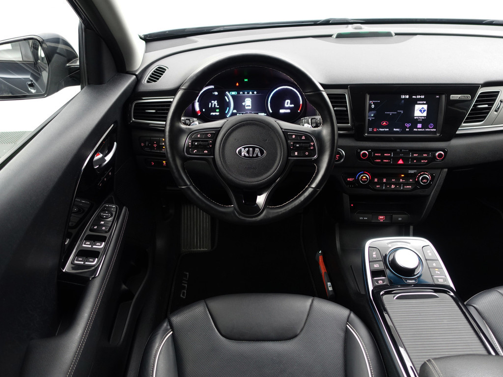 
Kia e-Niro ExecutiveLine 64 kWh Aut- Stoelventilatie, JBL Audio, Memory, Stuur/Stoelverwarming, Ada Cruise, Carplay vol									