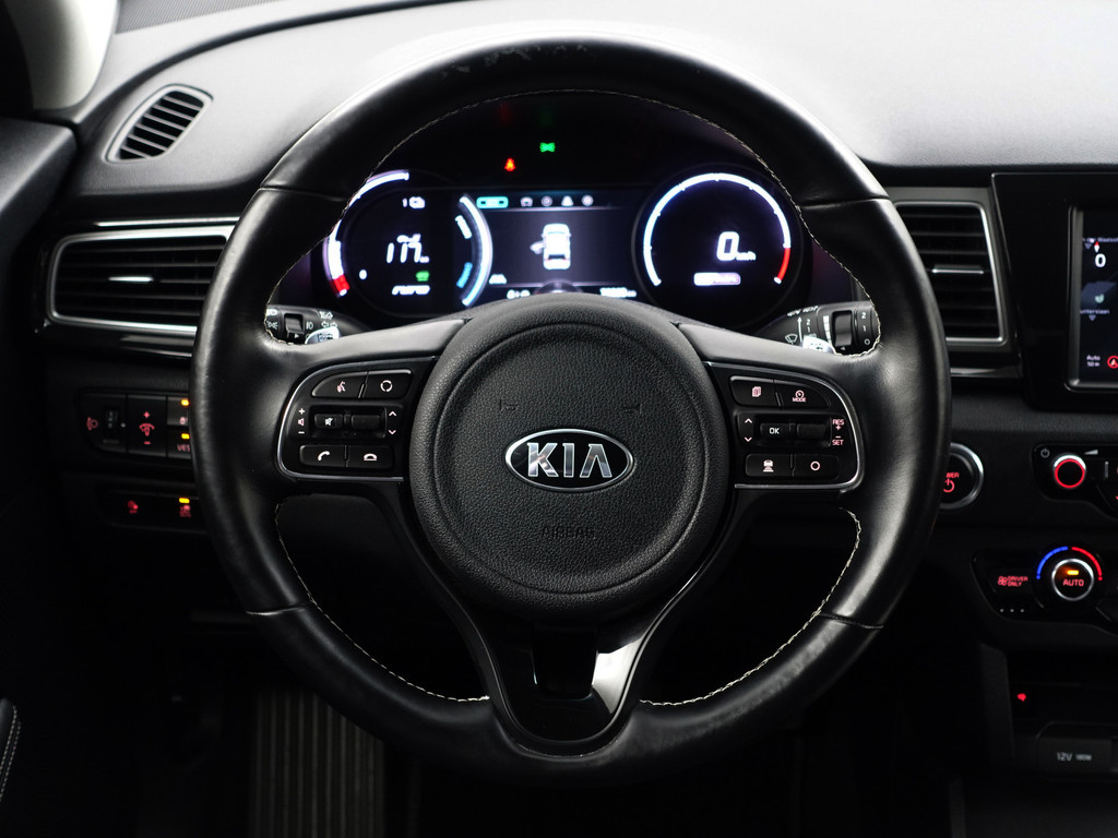 
Kia e-Niro ExecutiveLine 64 kWh Aut- Stoelventilatie, JBL Audio, Memory, Stuur/Stoelverwarming, Ada Cruise, Carplay vol									