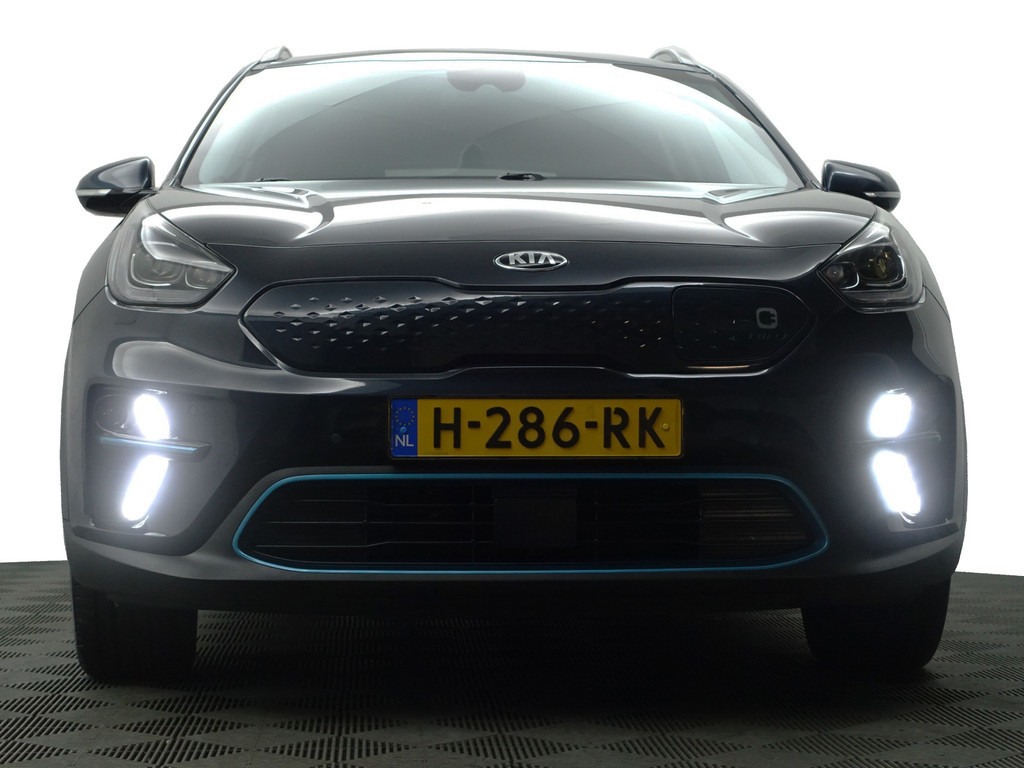 
Kia e-Niro ExecutiveLine 64 kWh Aut- Stoelventilatie, JBL Audio, Memory, Stuur/Stoelverwarming, Ada Cruise, Carplay vol									