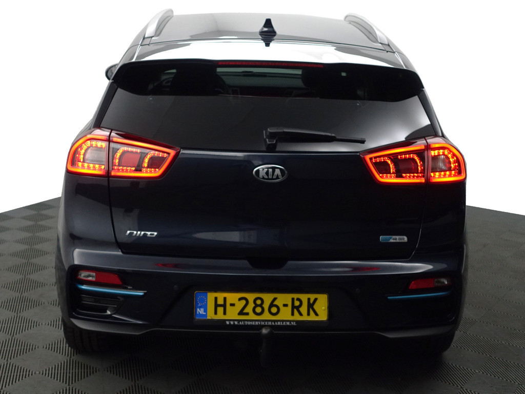 
Kia e-Niro ExecutiveLine 64 kWh Aut- Stoelventilatie, JBL Audio, Memory, Stuur/Stoelverwarming, Ada Cruise, Carplay vol									