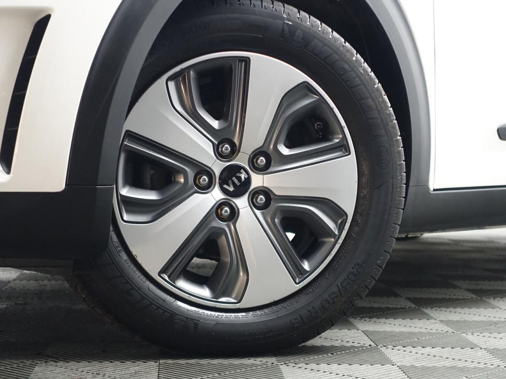 
Kia Niro 1.6 GDi Hybrid DynamicPlusLine Aut- Stuur/Stoelverwarming, CarPlay, Xenon Led, Camera, Ada Cruise, Xenon Led vol									