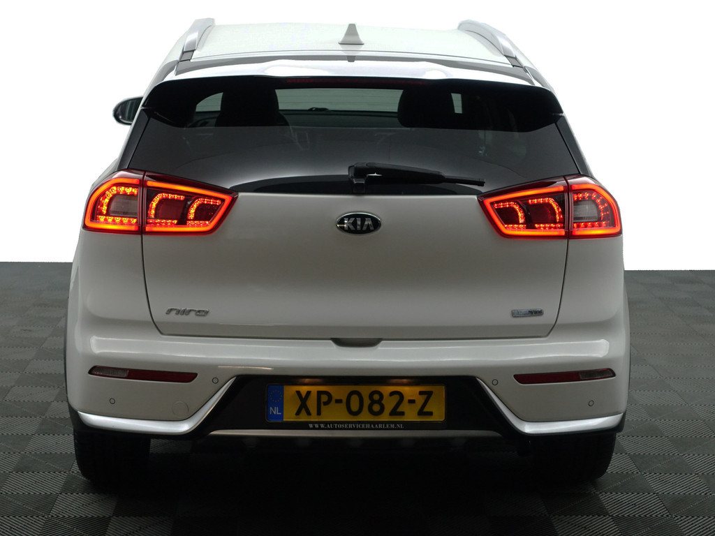 
Kia Niro 1.6 GDi Hybrid DynamicPlusLine Aut- Stuur/Stoelverwarming, CarPlay, Xenon Led, Camera, Ada Cruise, Xenon Led vol									