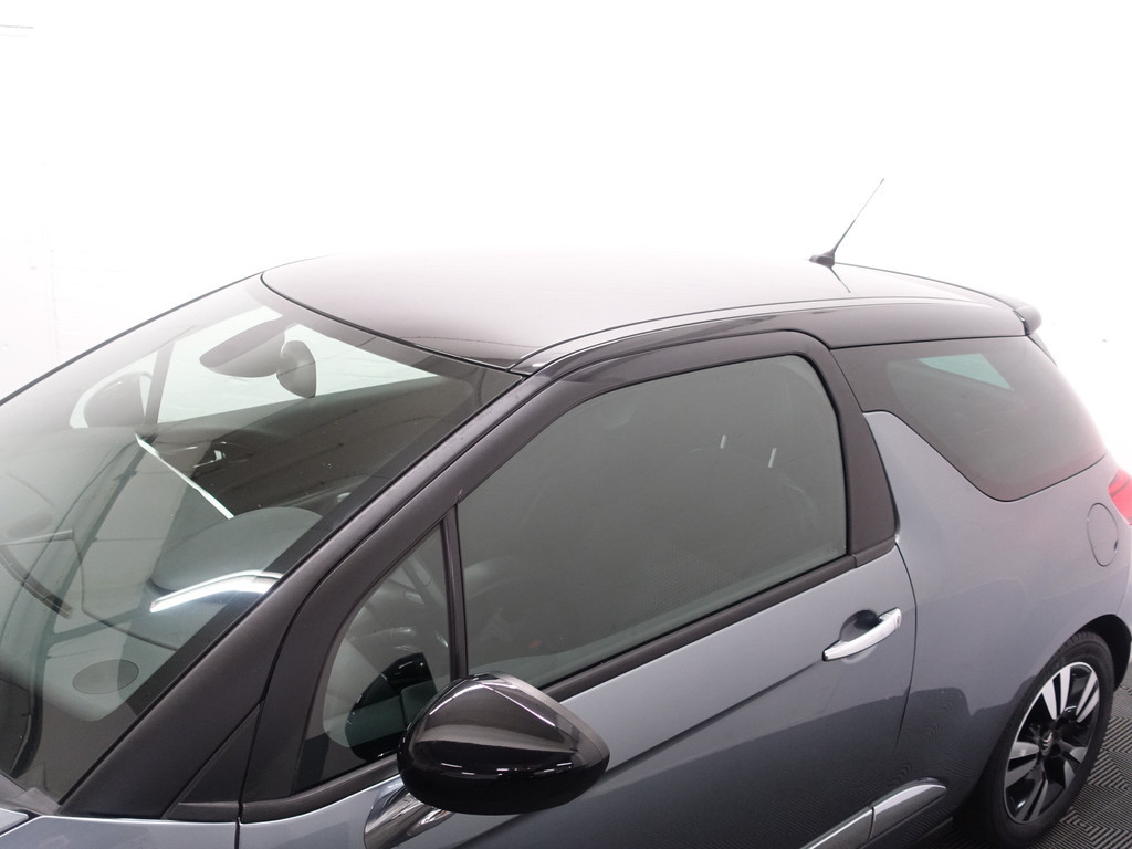 
Citroën DS3 1.6 e-HDi So Chic- Two Tone, Hifi Sound System, Park Assist, Clima, Cruise, Sport Interieur vol									