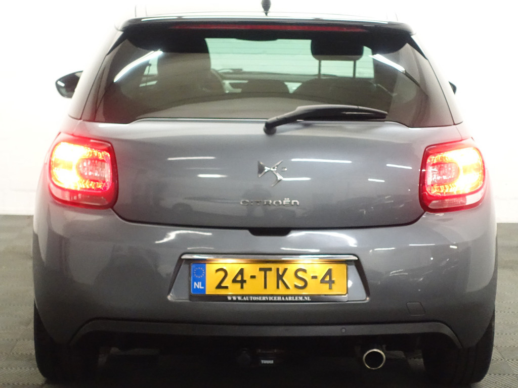 
Citroën DS3 1.6 e-HDi So Chic- Two Tone, Hifi Sound System, Park Assist, Clima, Cruise, Sport Interieur vol									