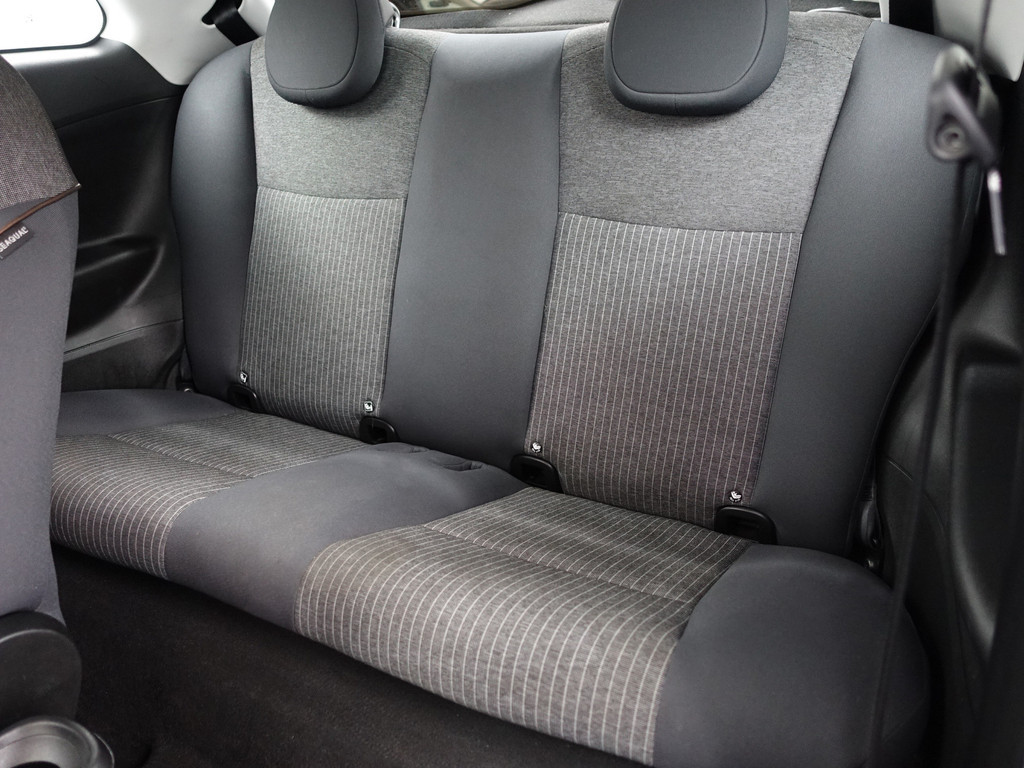 
Fiat 500 Icon 42 kWh Aut- Two Tone, Led, Carplay, Virtual Cockpit, Dynamic Select vol									