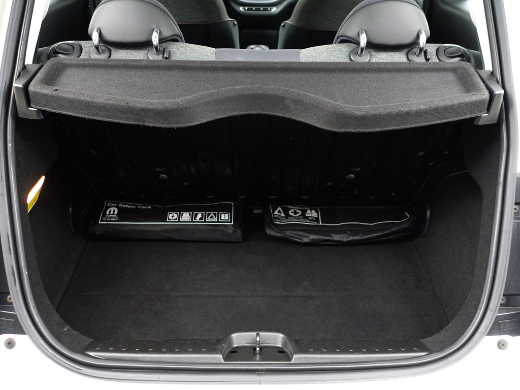 
Fiat 500 Icon 42 kWh Aut- Two Tone, Led, Carplay, Virtual Cockpit, Dynamic Select vol									