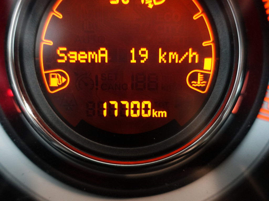 
Fiat 500 1.2 Sportline- Xenon Led, Mf Stuur, Cruise, Airco, Elek pakket vol									