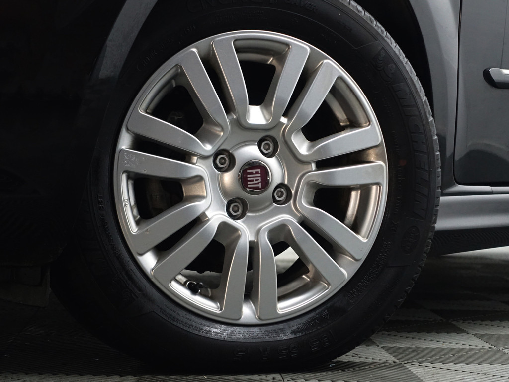 
Fiat Punto Evo 1.3 M-Jet Edizione Cool- Navi, Clima, Stoelcomfort, Mf Stuur vol									